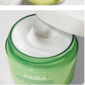 Crema De Aguacate Hidratante Totalist Aguacate Crema Multiaccion